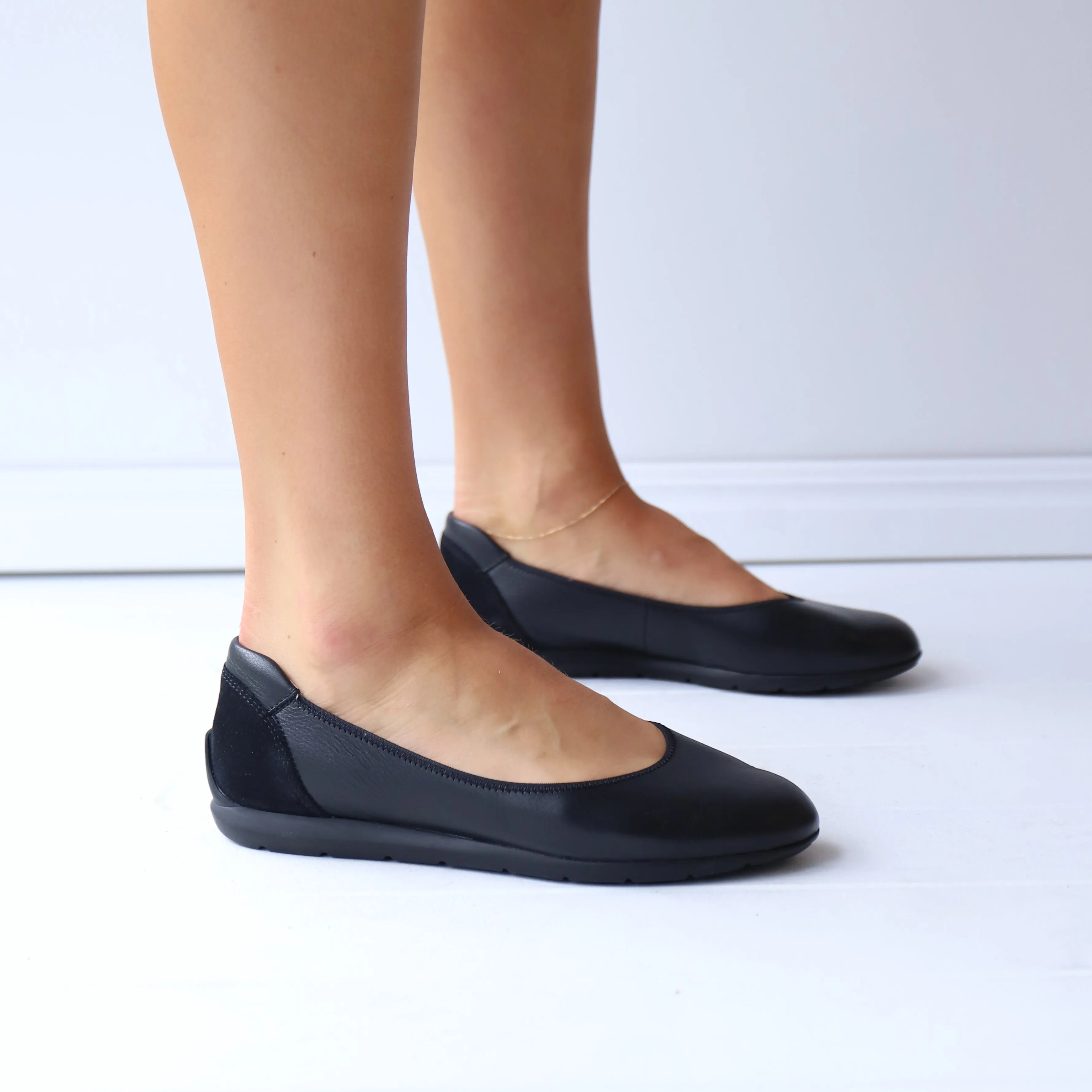 13302 Black