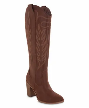 Dakota Boot In Cognac Brown