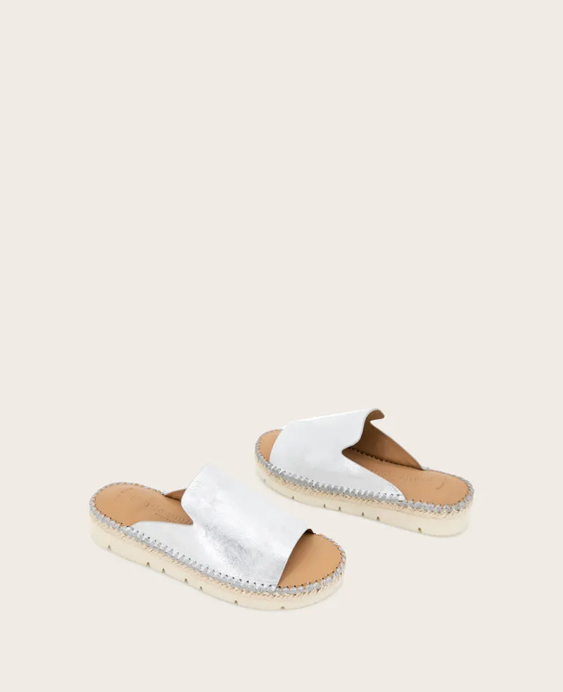 GENTLE SOULS - Leilani Metallic Platform Slip On Sandal