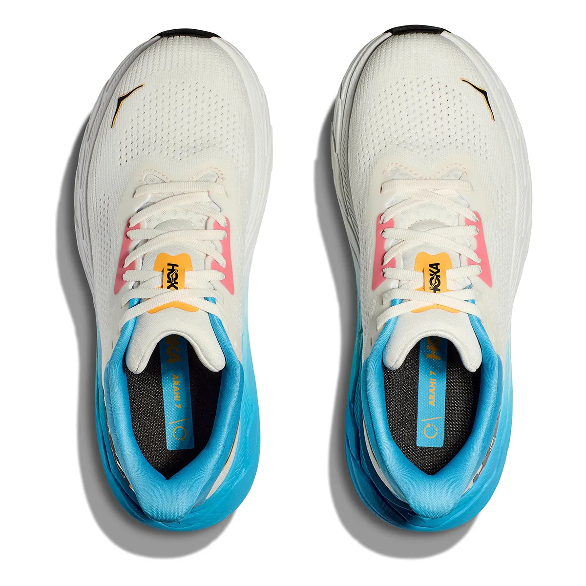 Hoka Arahi 7 - Blanc de Blanc - Swim Day