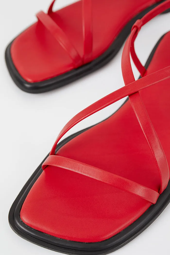 IZZY CRISS CROSS SANDAL