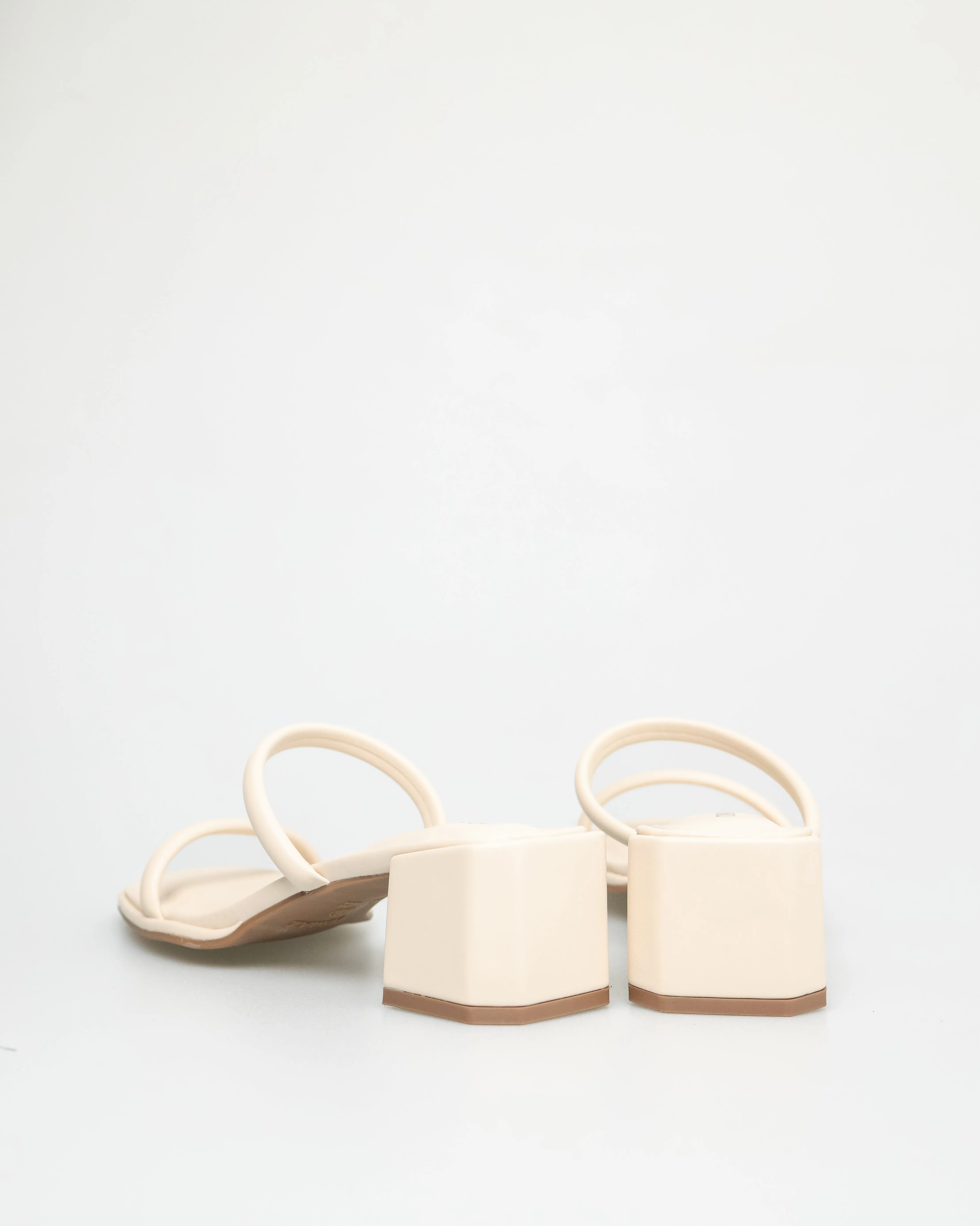 Tomaz NN170 Ladies Slim Strap Low Heels
