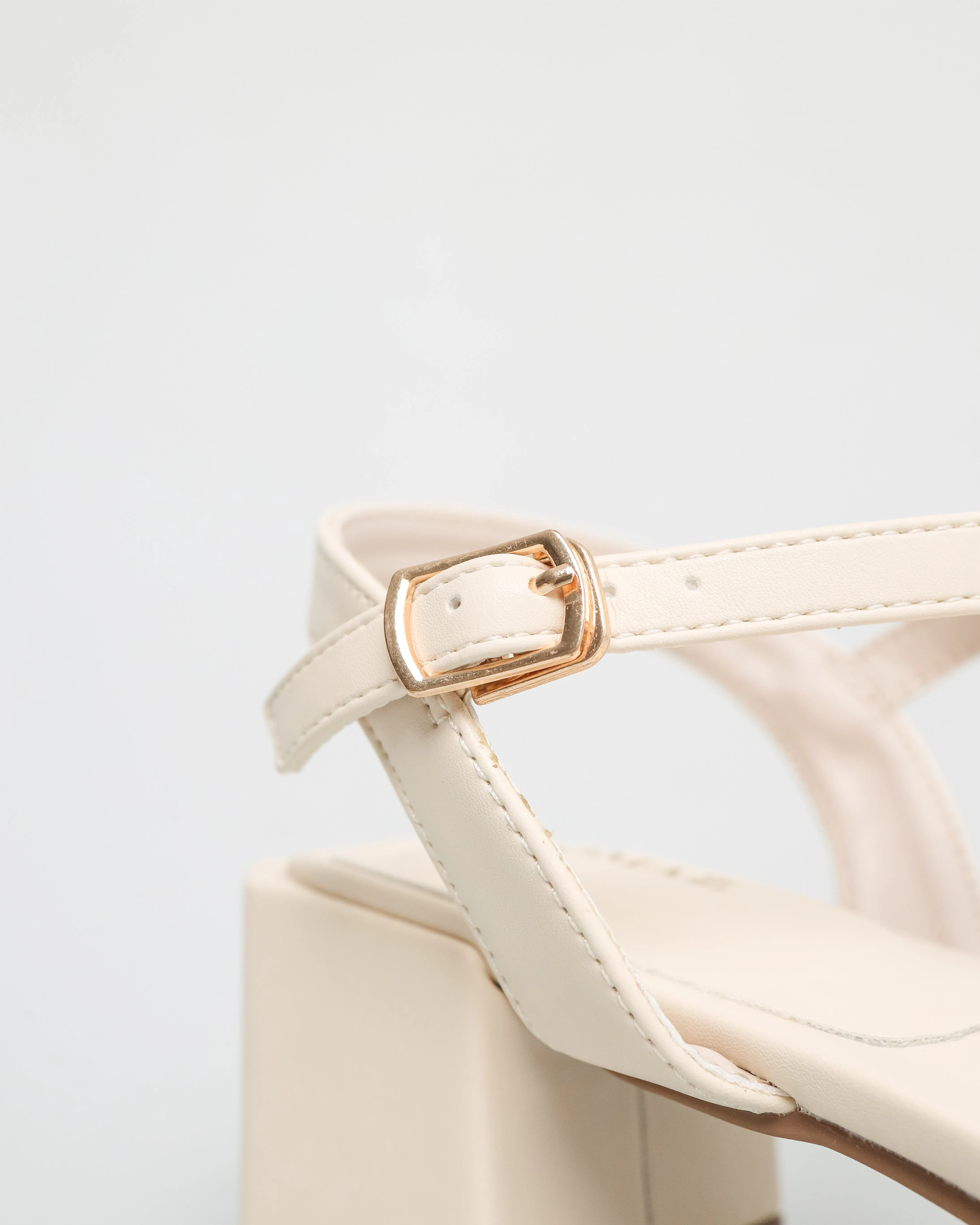 Tomaz NN171 Ladies Ankle Strap Low-Heels