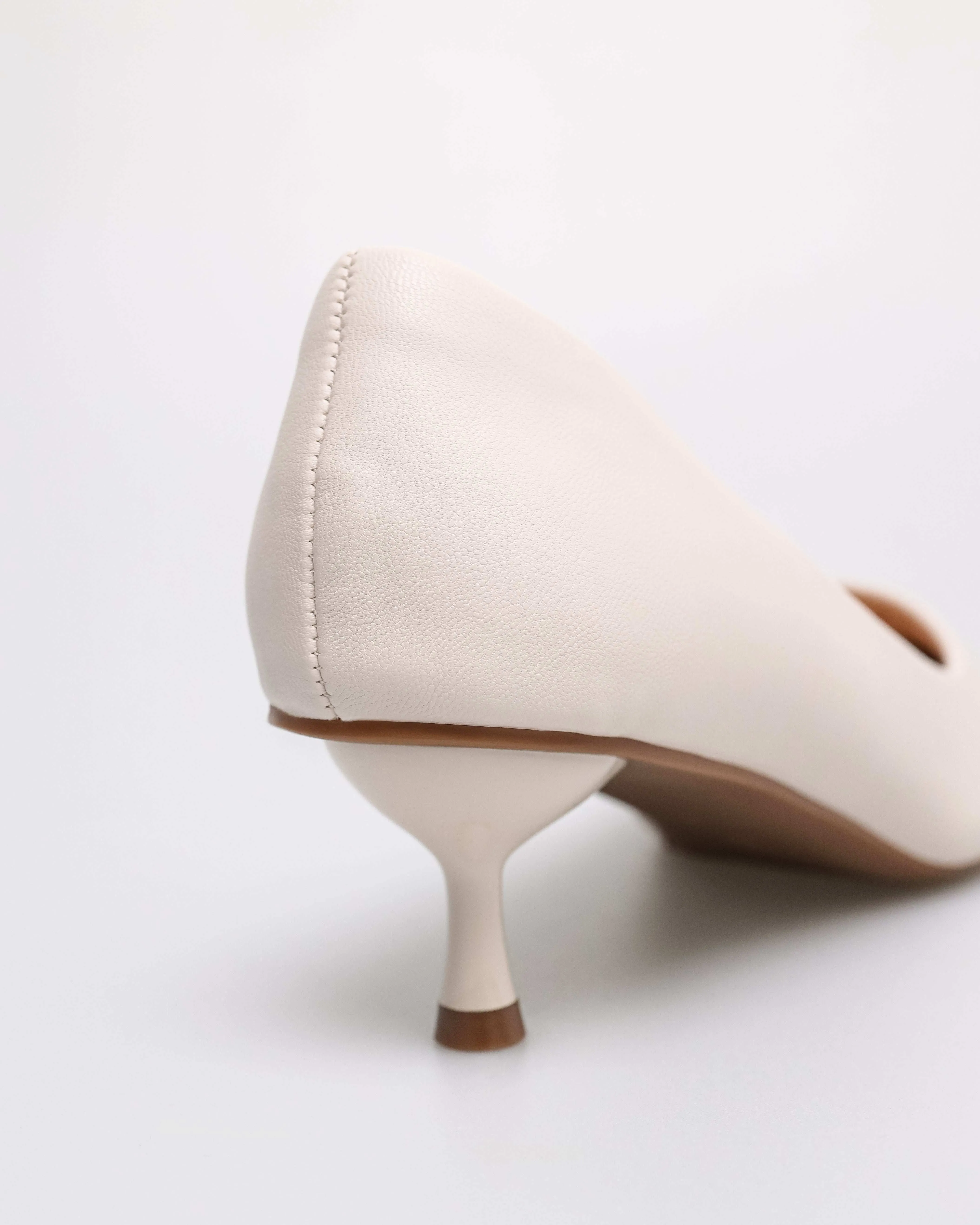 Tomaz NN351 Ladies Pointy Heels