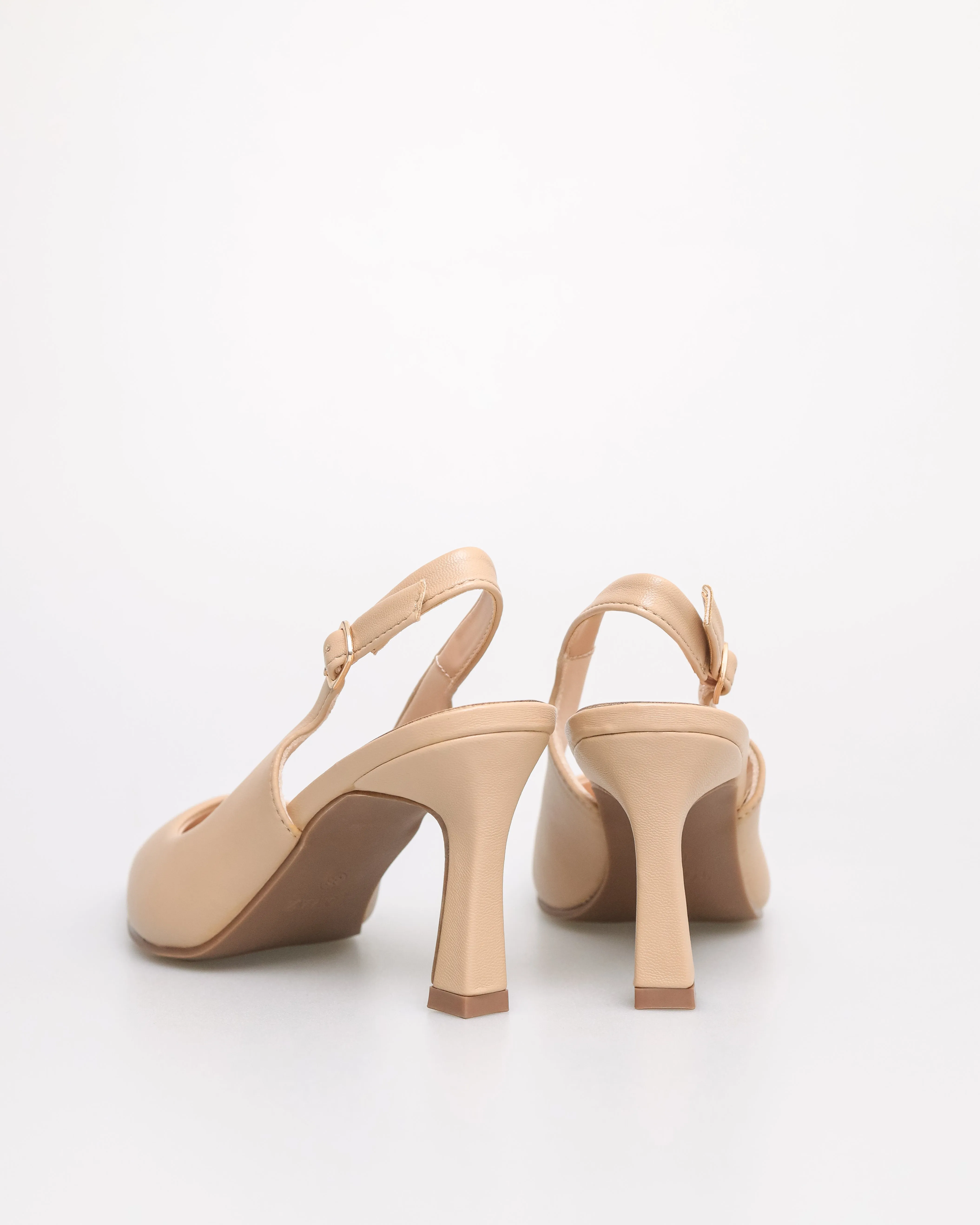 Tomaz NN354 Ladies Pointy Slingback Heels (Beige)