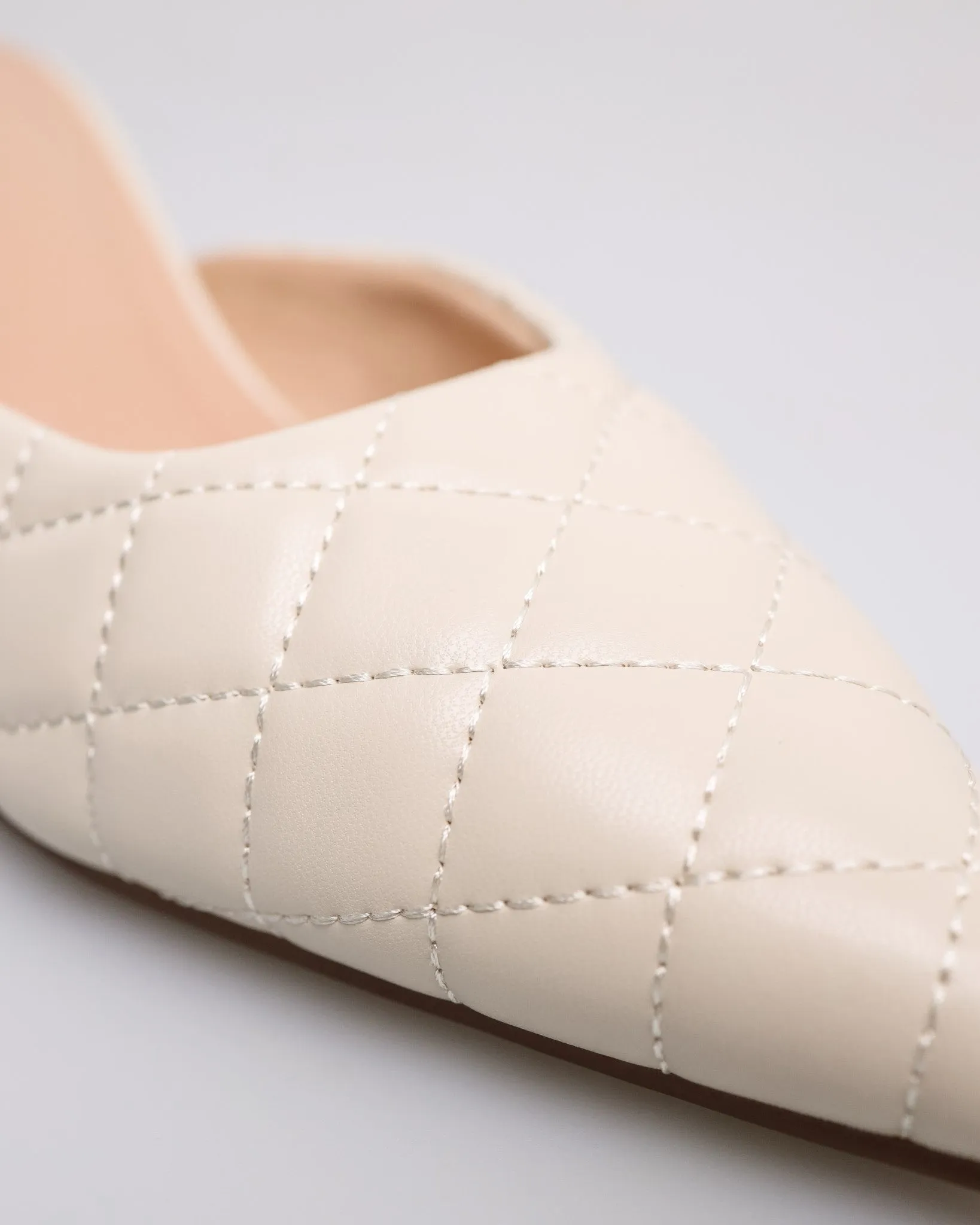 Tomaz NN583 Ladies Quilted Heels