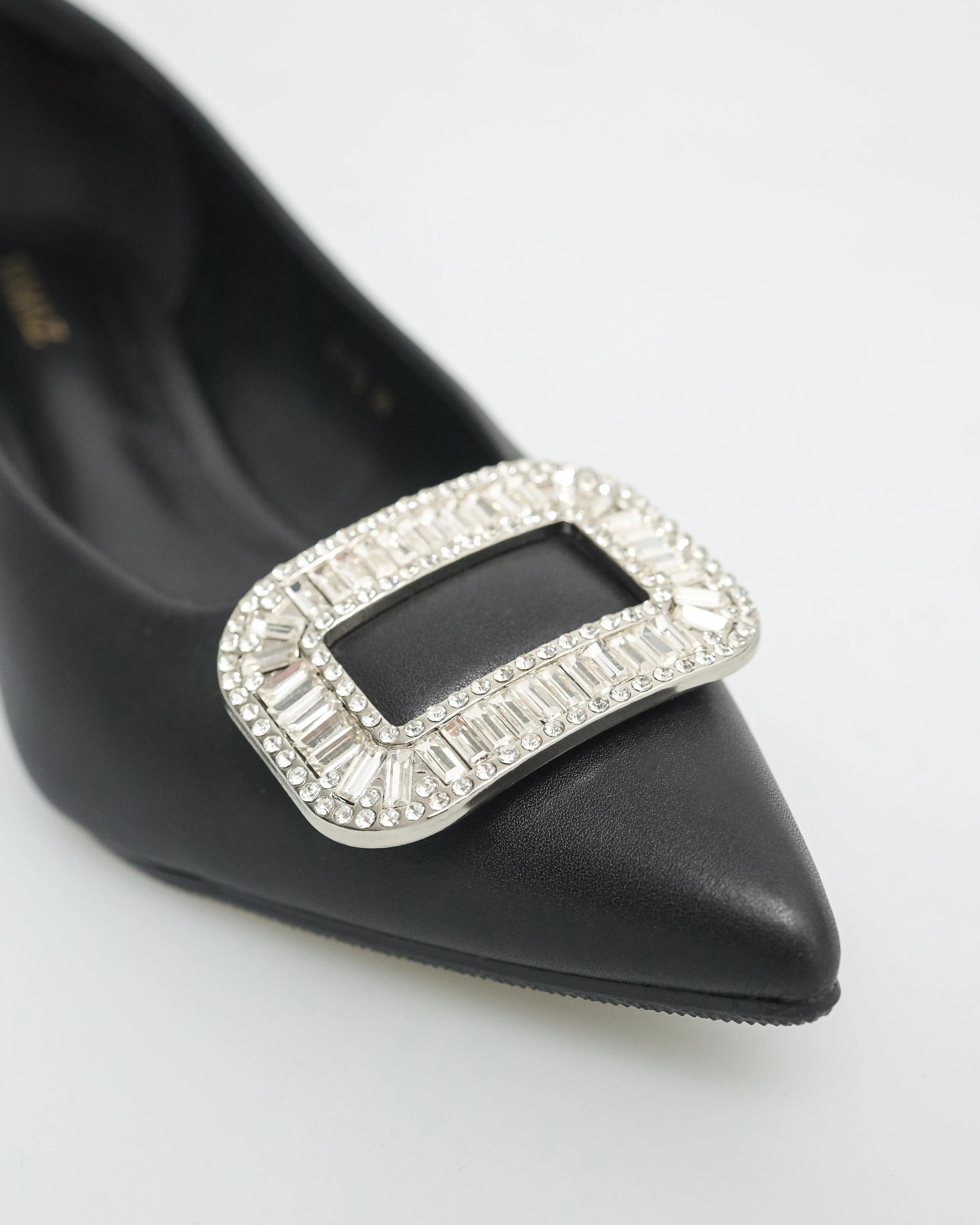 Tomaz YX172 Ladies Pointy Gemstone Heels