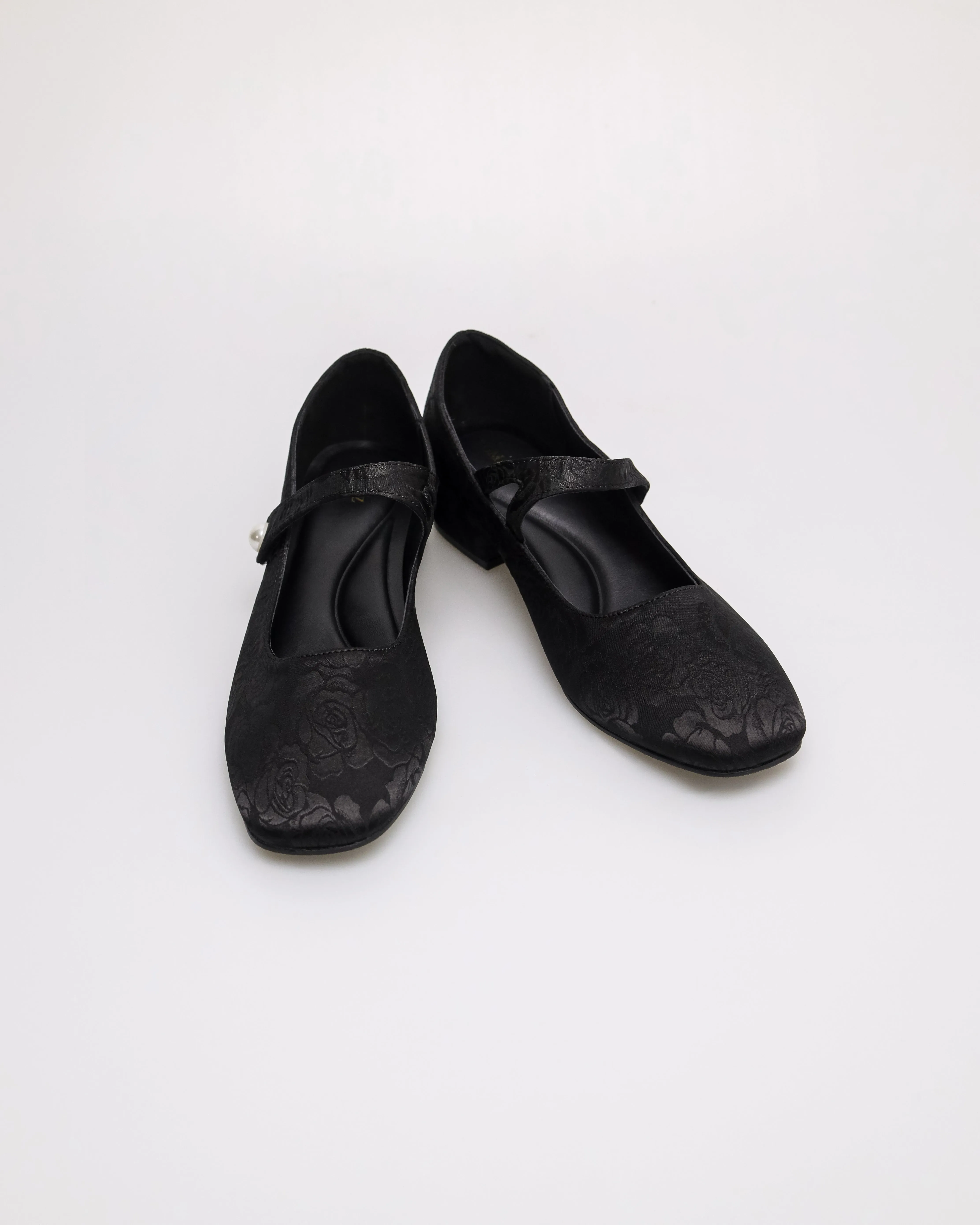 Tomaz YX214 Ladies Floral Elegance Mary Janes