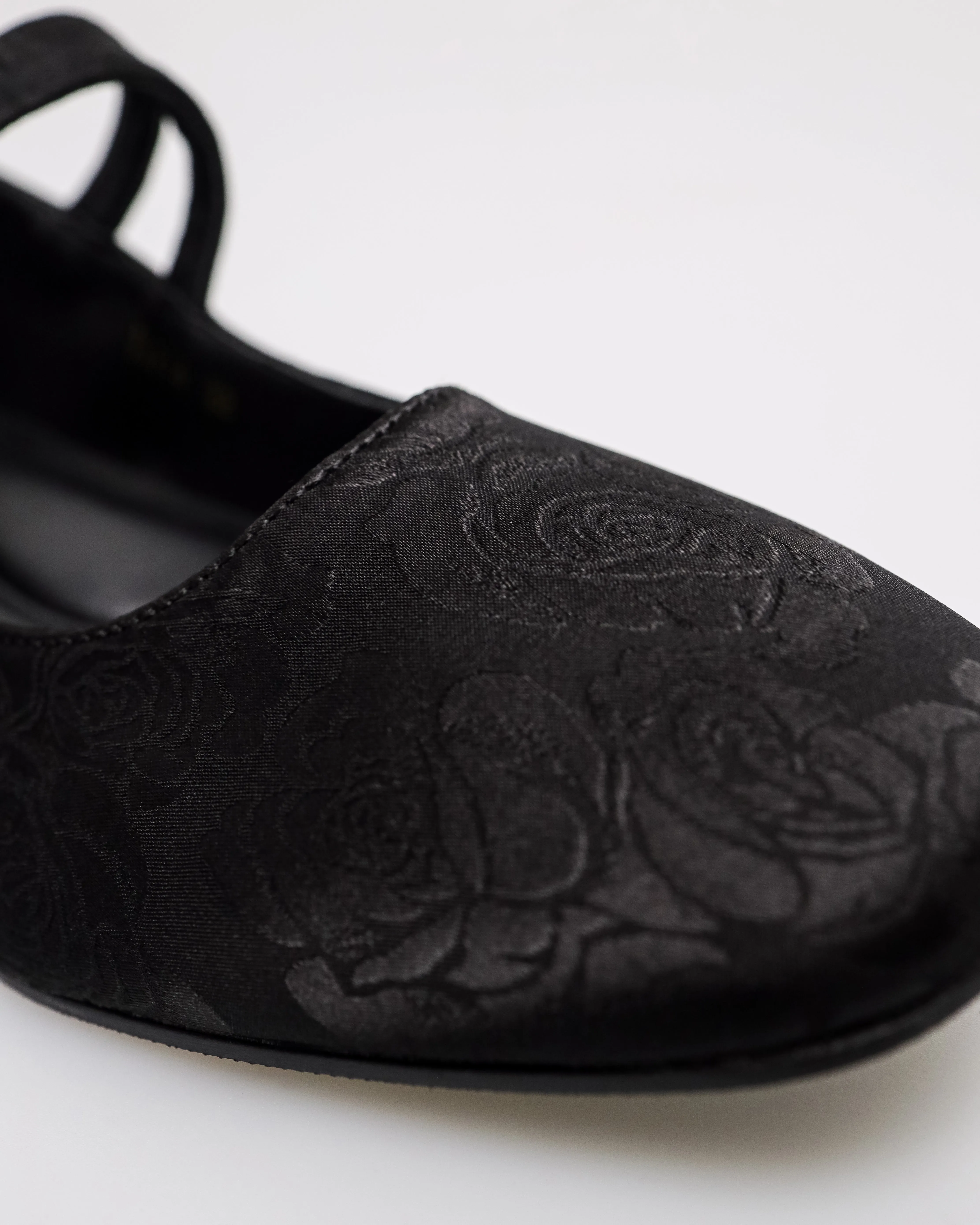 Tomaz YX214 Ladies Floral Elegance Mary Janes