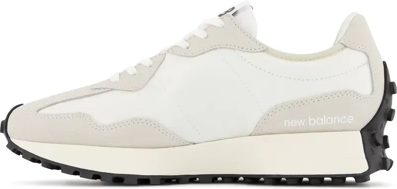 Women's New Balance 327  A Retro Sneaker with Modern Style